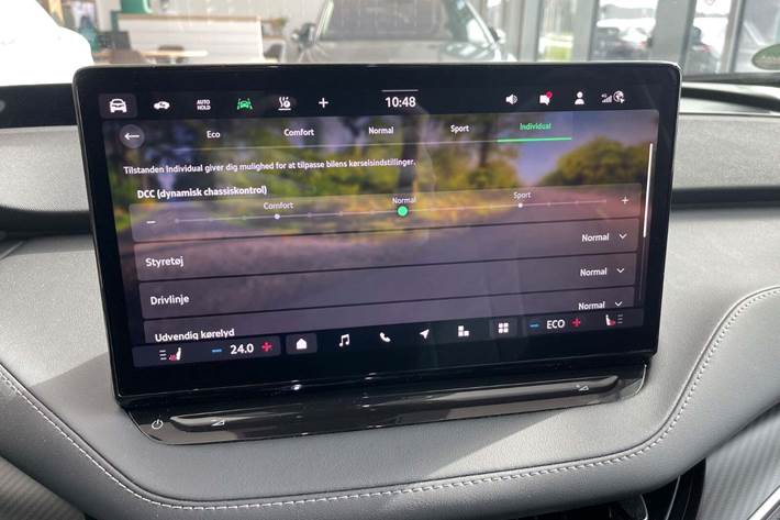 Hvid Skoda Enyaq fra 2026