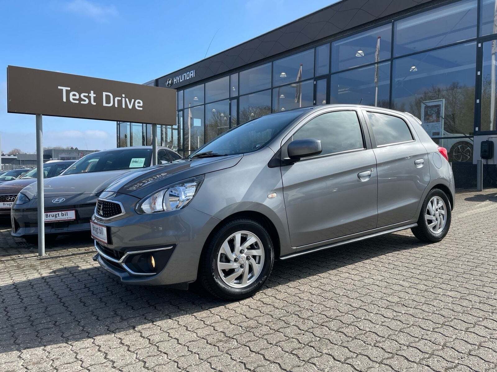 Mitsubishi Space Star 1,2 Anniversary Edition