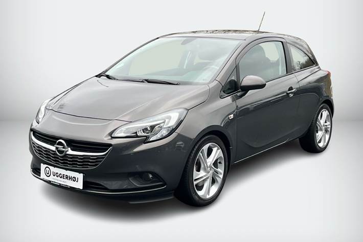 Sort Opel Corsa fra 2016
