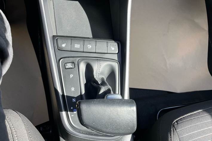 Sort Hyundai i20 fra 2022