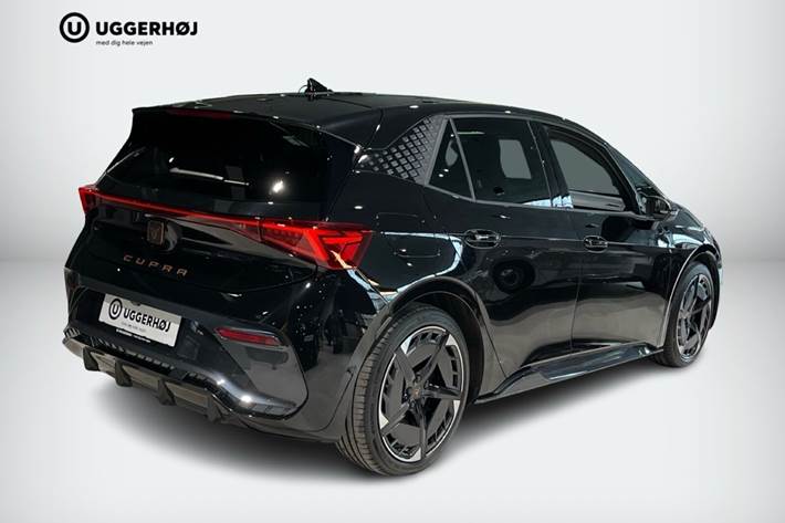 Sort Cupra Born fra 2025