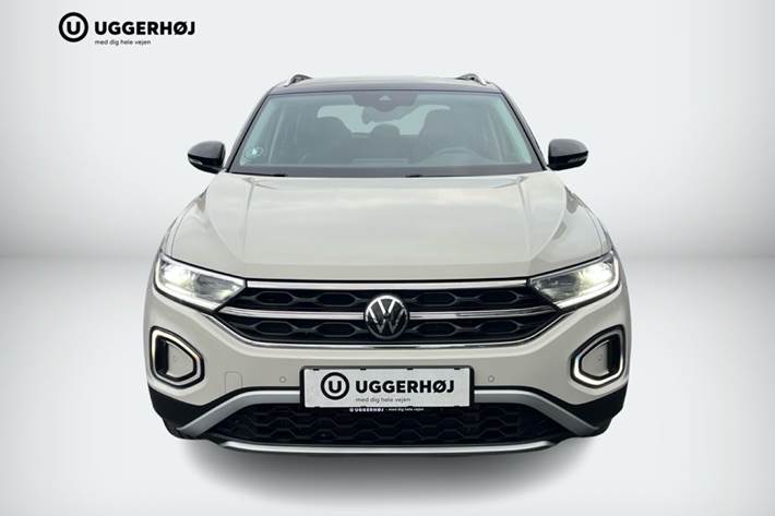 Grå VW T-Roc fra 2023