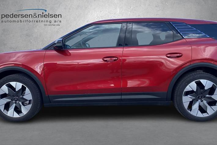 Rød Ford Explorer fra 2025