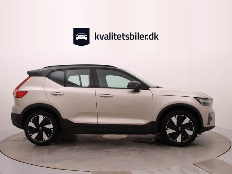 Volvo XC40 Recharge Extended Range Core 252HK 5d Aut.