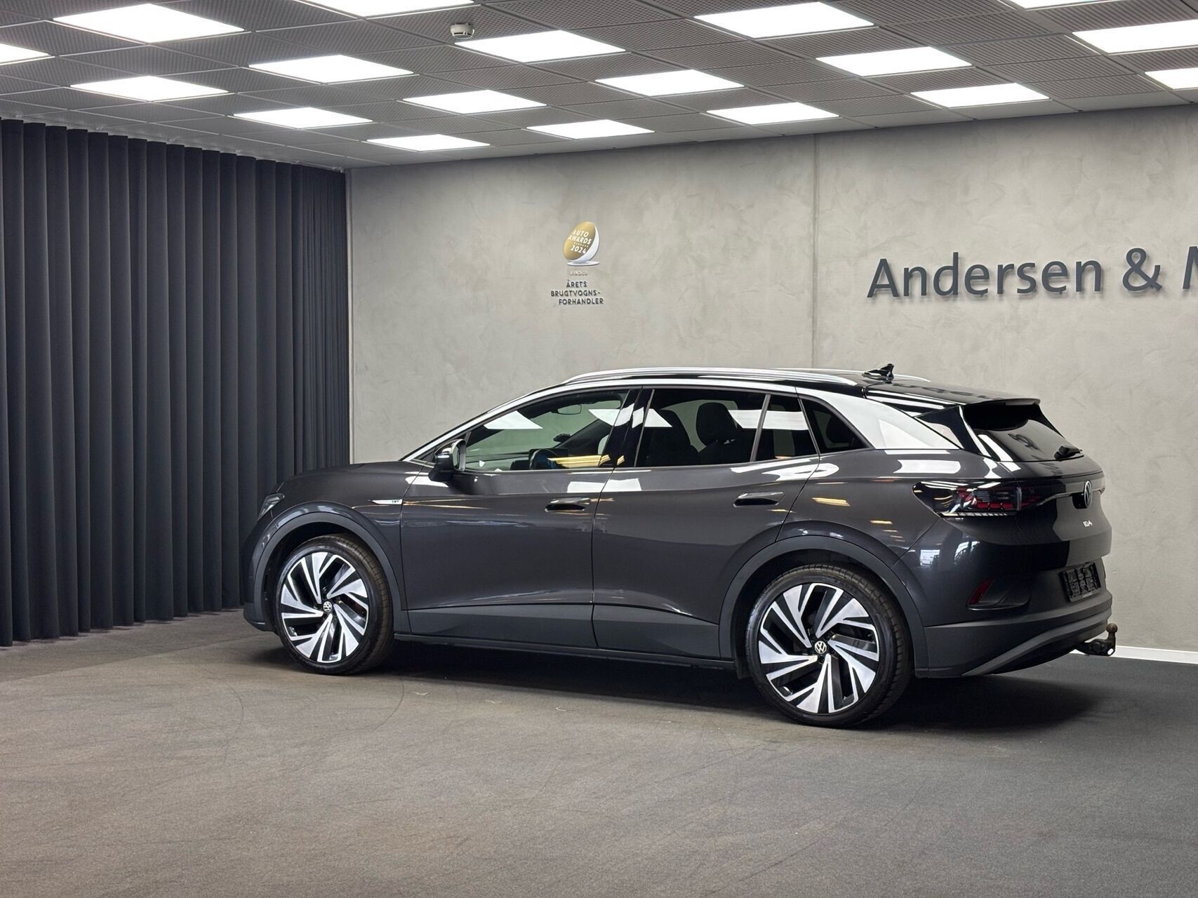 Grå VW ID.4 fra 2020