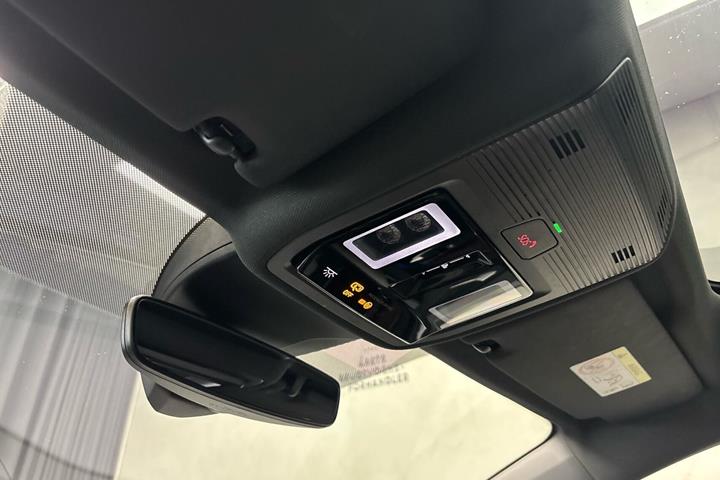 Grå VW ID.4 fra 2020