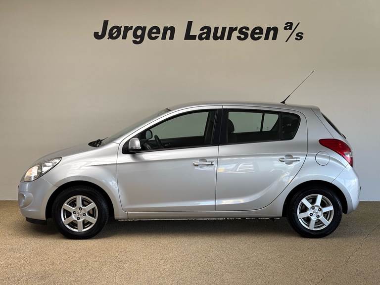 Hyundai i20 1,2 Classic 78HK 5d