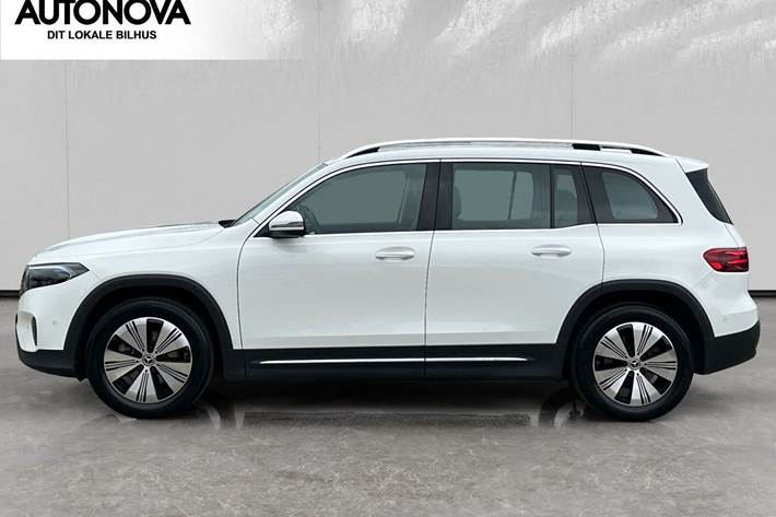 Hvid Mercedes EQB 250+ fra 2024