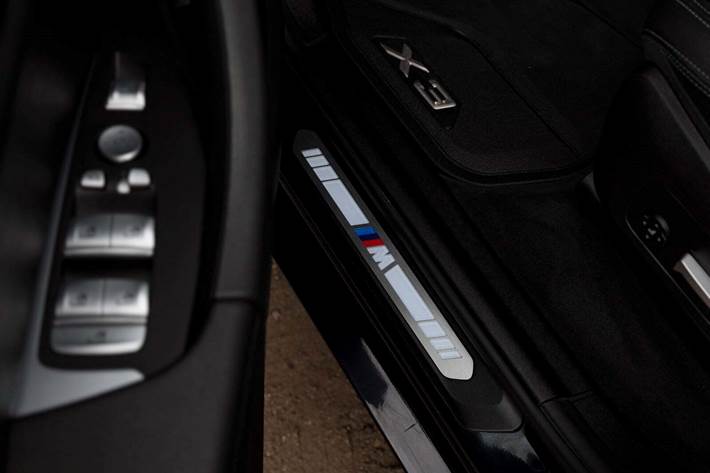 Sort BMW iX3 fra 2023