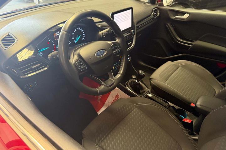 Rød Ford Fiesta fra 2020