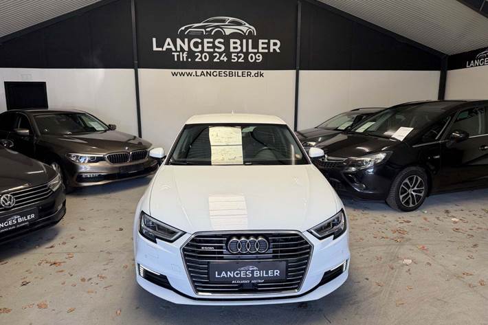 Hvid Audi A3 fra 2018