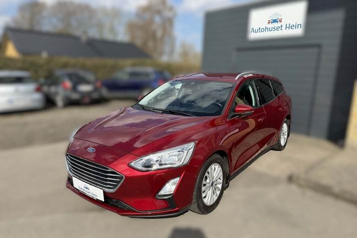 Rød Ford Focus fra 2019