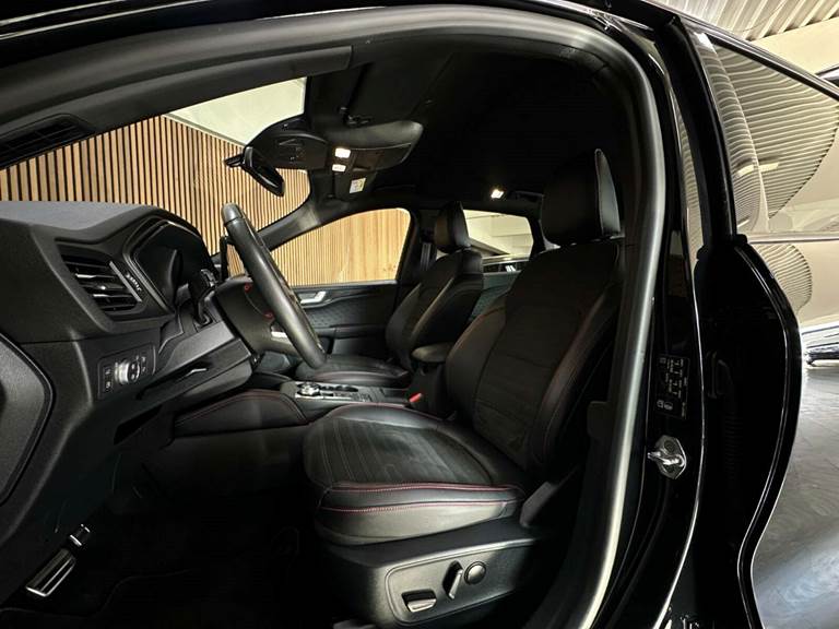 Ford Kuga 2,5 PHEV ST-Line CVT