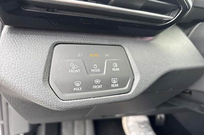 Beige VW ID.4 fra 2024