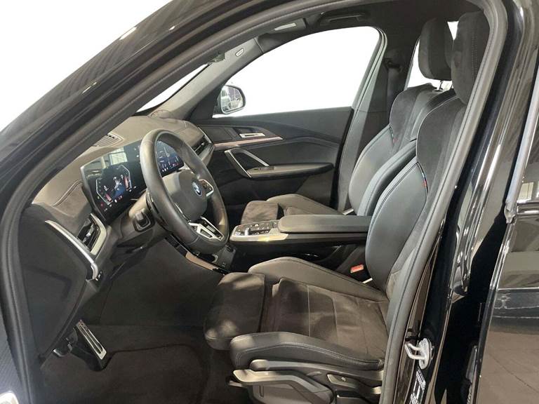 BMW iX1 xDrive30 M-Sport