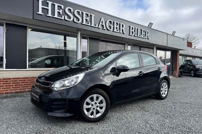 Sort Kia Rio fra 2015