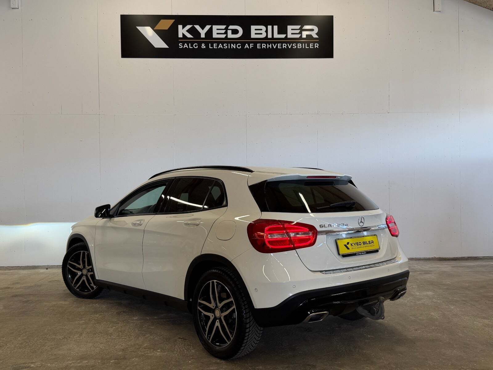 Hvid Mercedes GLA220 d fra 2017