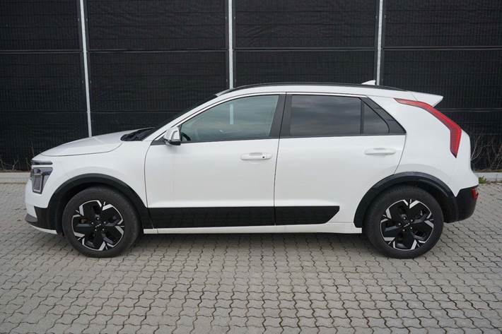 Hvid Kia Niro fra 2023