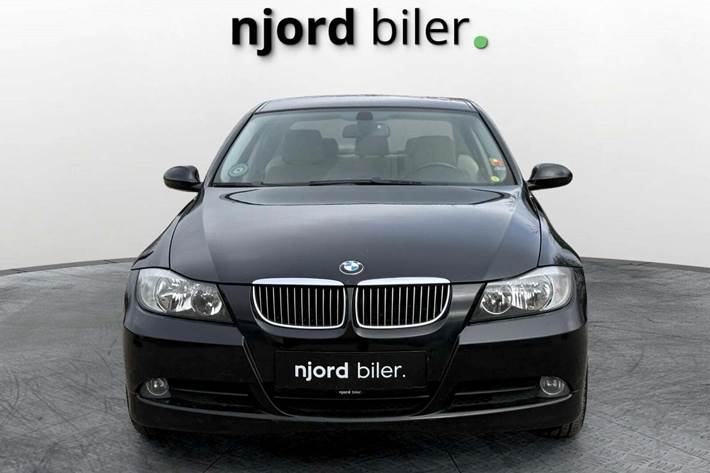 undefined BMW 325i fra 2006