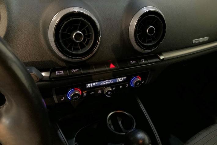 Sort Audi A3 fra 2017
