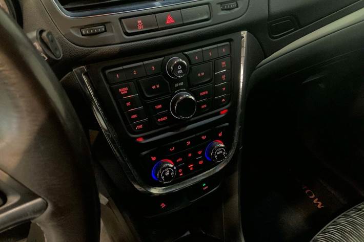 Sort Opel Mokka fra 2014