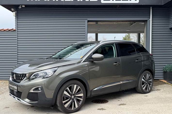 Grøn Peugeot 3008 fra 2020