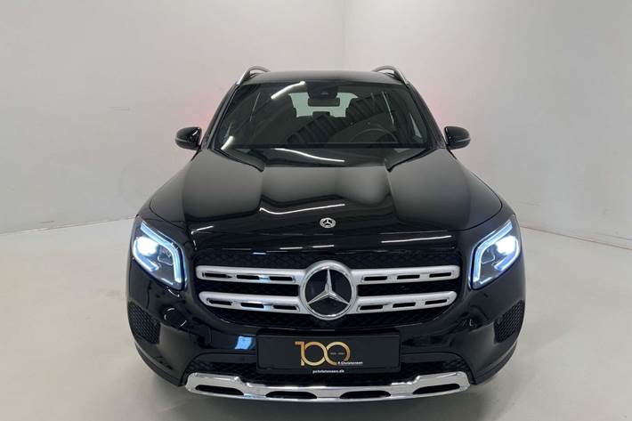 Sort Mercedes GLB200 d fra 2023