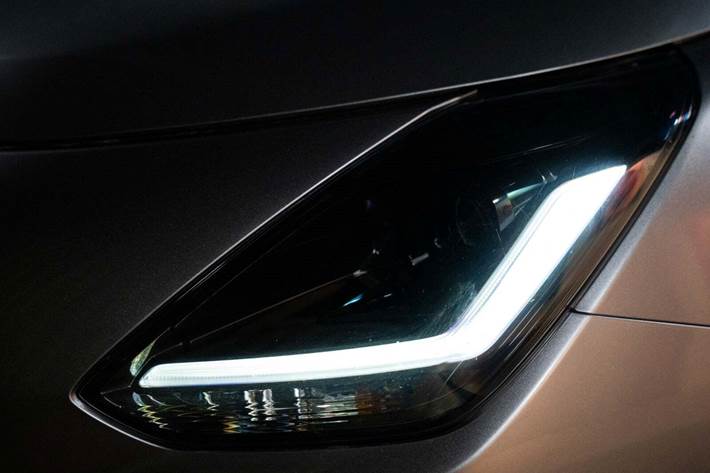 Grå Suzuki Swift fra 2024