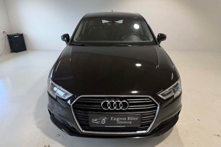 Sort Audi A3 fra 2017