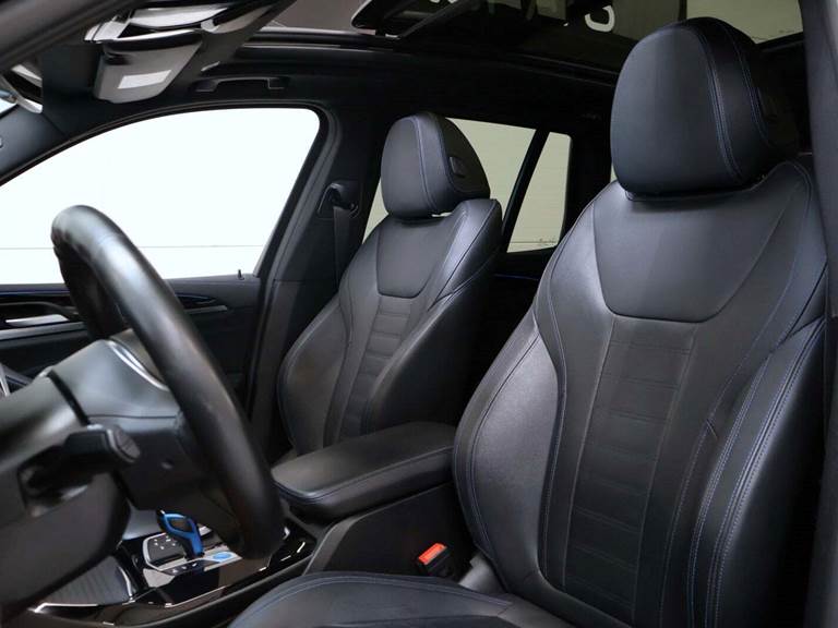 BMW iX3 Charged Plus M-Sport