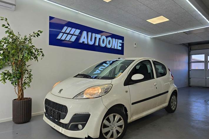 Hvid Peugeot 107 fra 2014