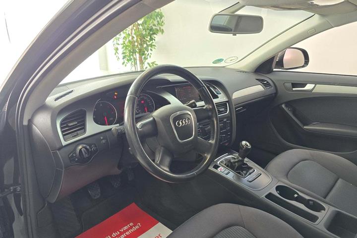 Sort Audi A4 fra 2008