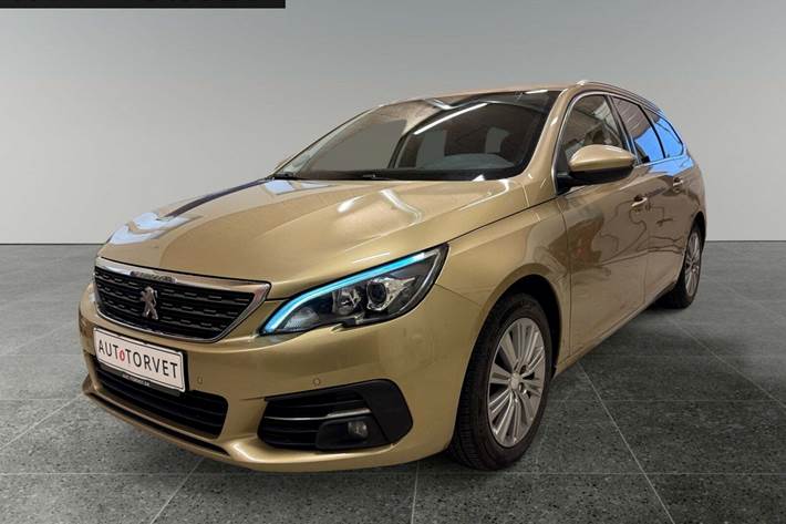 Gul Peugeot 308 fra 2017