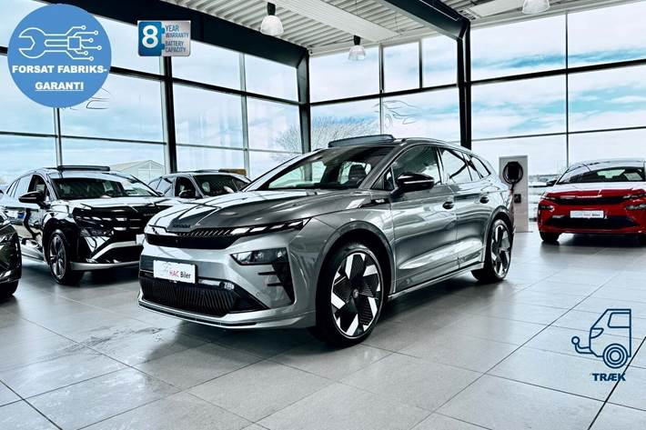 Grå Skoda Enyaq fra 2026 set udefra