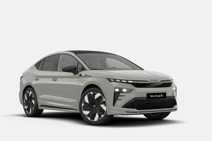 Grå Skoda Enyaq fra 2026 set udefra