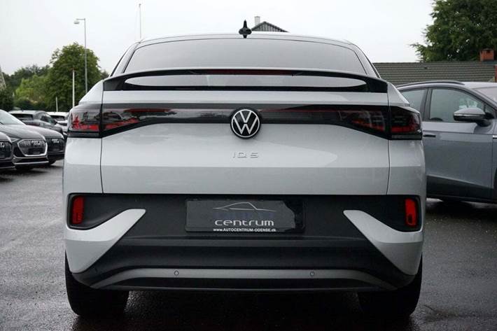 Hvid VW ID.5 fra 2025