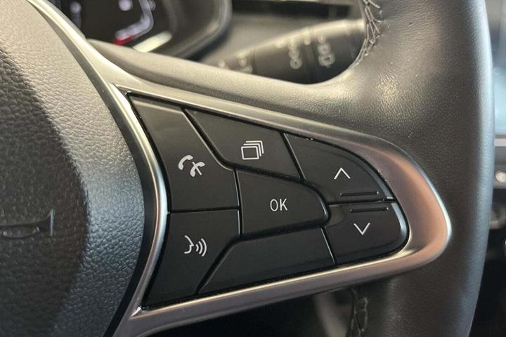 Hvid Renault Clio V fra 2022