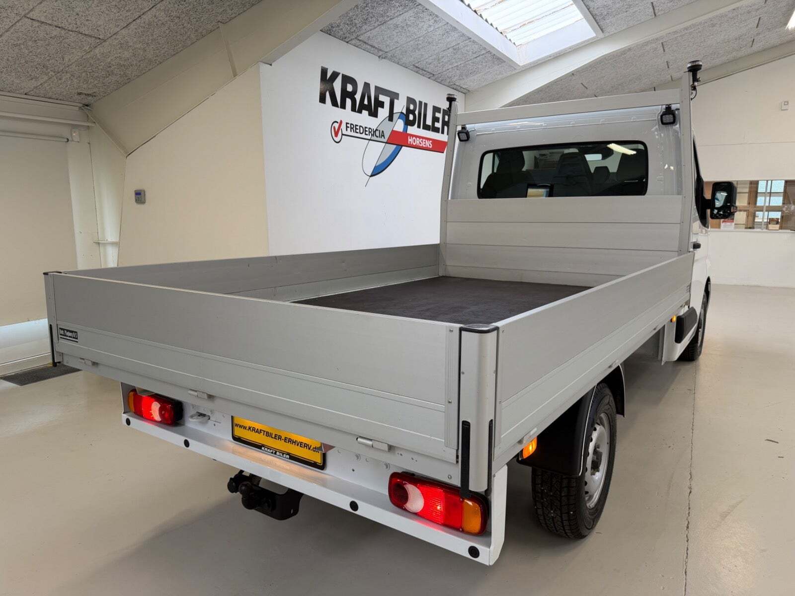 Hvid Renault Master V T35 fra 2025