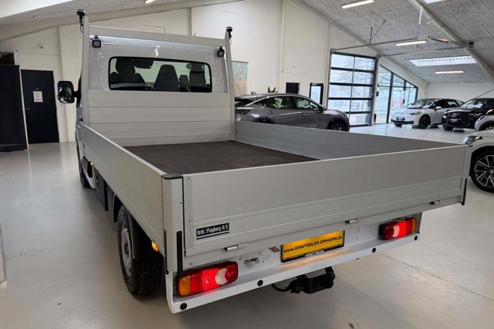Hvid Renault Master V T35 fra 2025