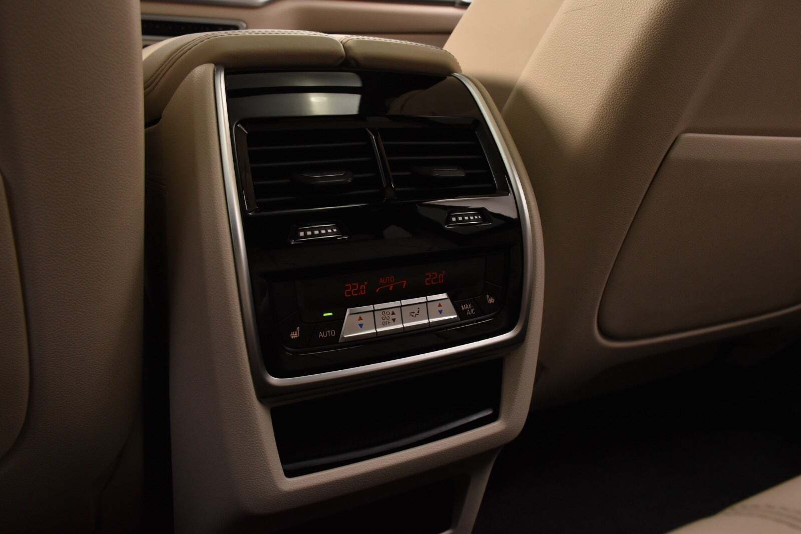 Sort BMW X5 fra 2020