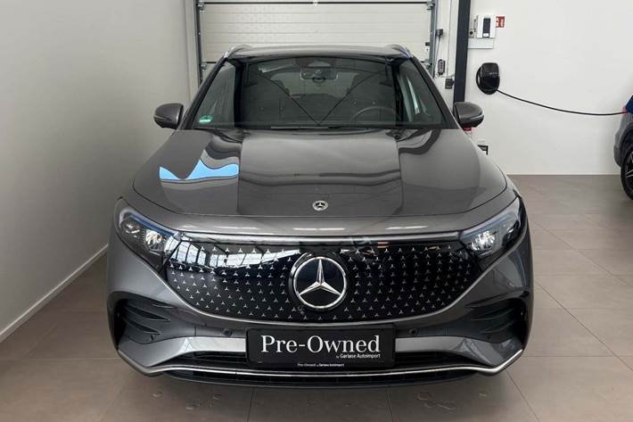 Grå Mercedes EQA250+ fra 2025
