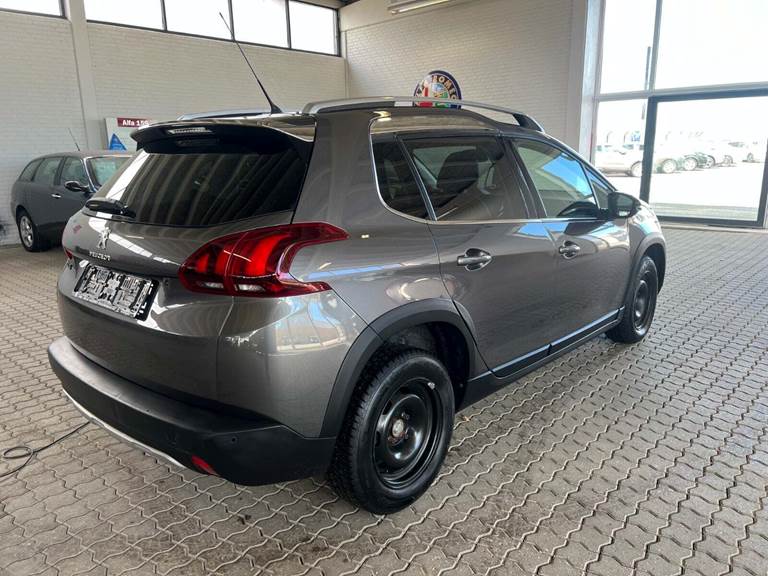 Peugeot 2008 1,6 BlueHDi 100 Allure