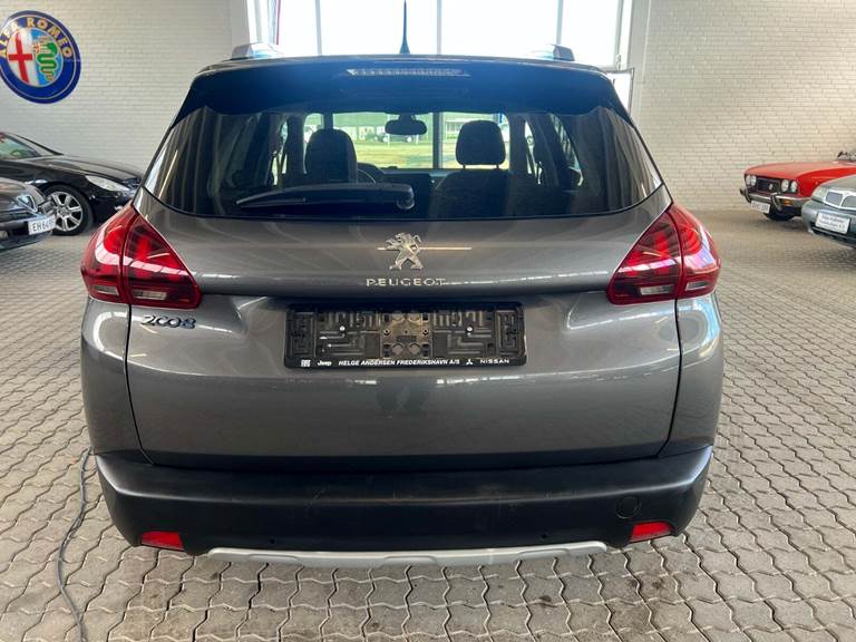 Peugeot 2008 1,6 BlueHDi 100 Allure