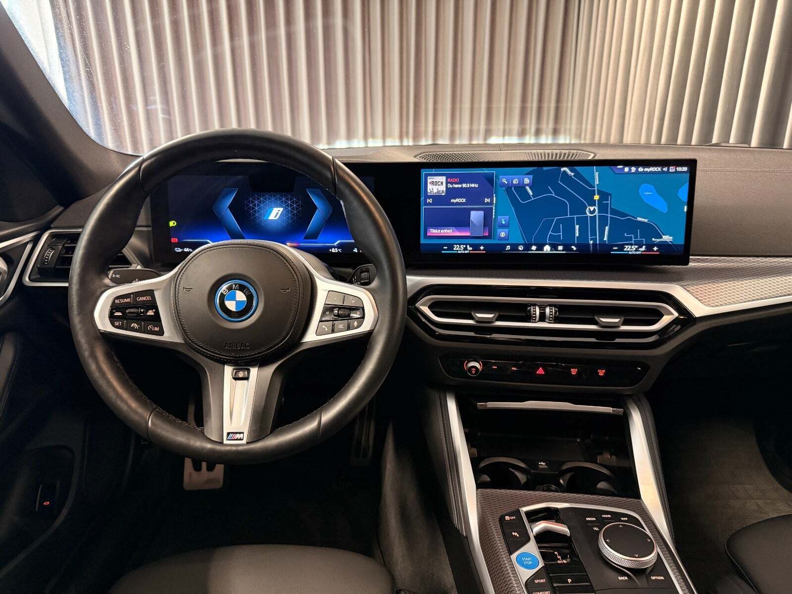 Sort BMW i4 fra 2024