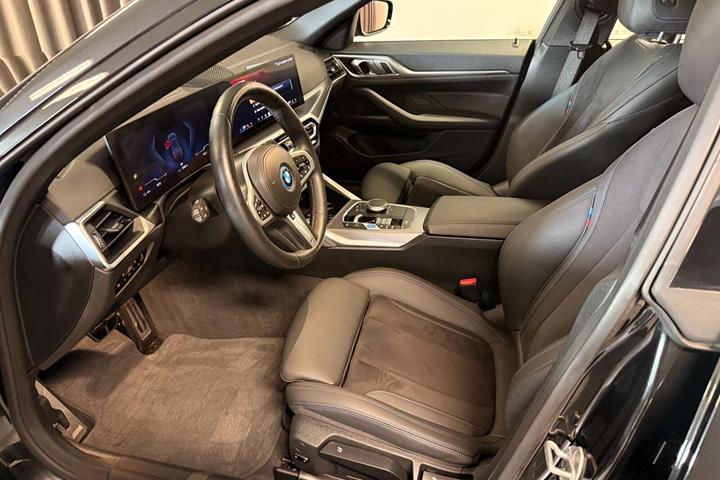 Sort BMW i4 fra 2024