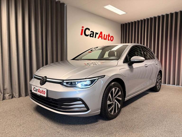 VW Golf VIII 1,4 eHybrid DSG