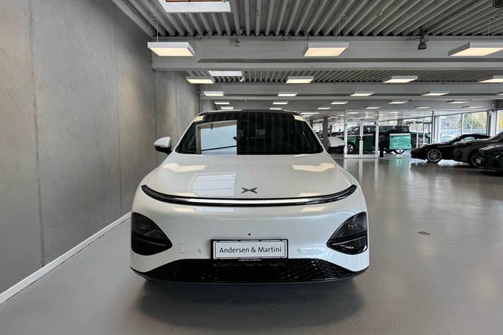 Hvid Xpeng G6 fra 2026