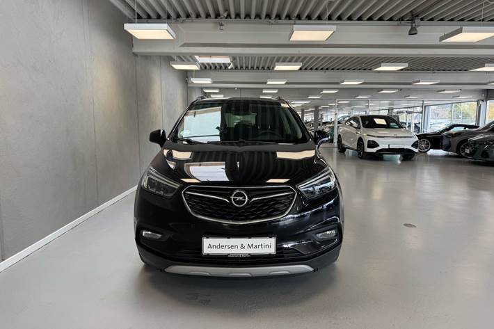 Sort Opel Mokka X fra 2017