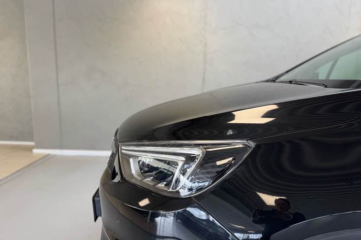 Sort Opel Mokka X fra 2017