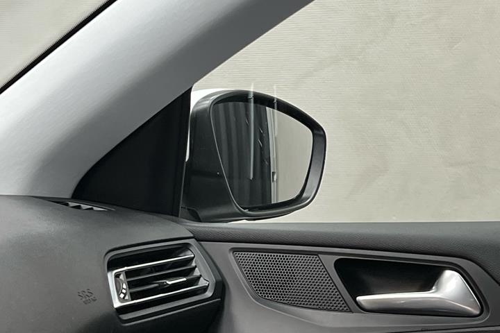 Hvid Peugeot 308 fra 2016
